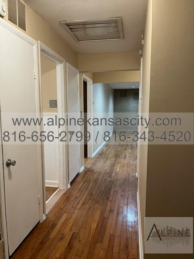 Building Photo - Spacious One Level Home on HUGE LOT!