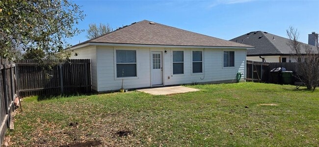 Building Photo - 1304 Anna Palm Way