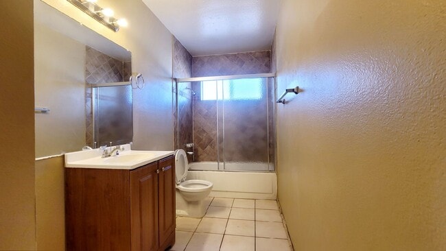 Building Photo - 6208 Old Trail Rd