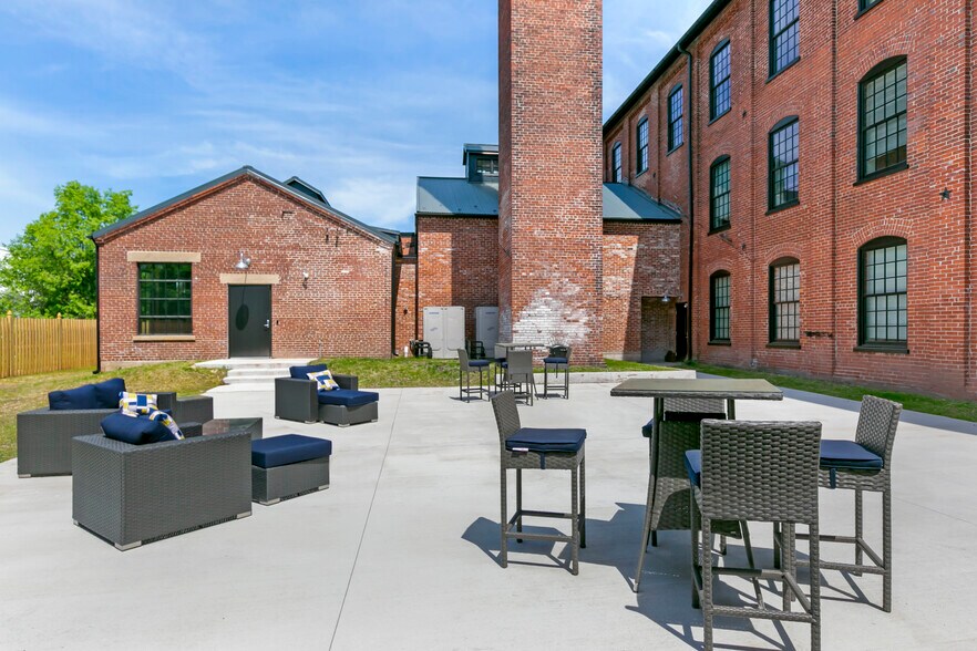 The Willows at East Greenville 401 W 4th St East Greenville PA 18041