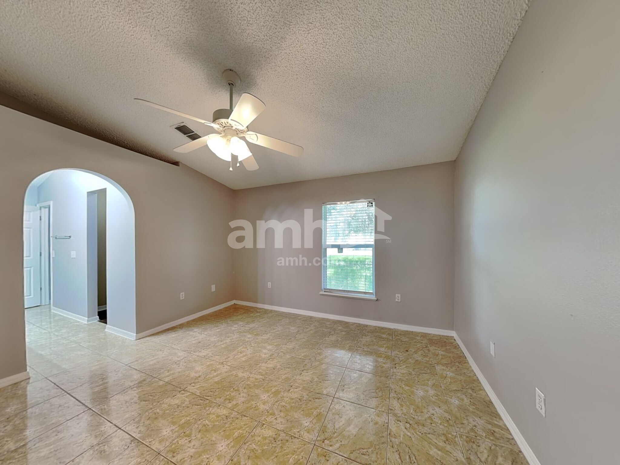 Building Photo - 16918 Corner Hill Ct