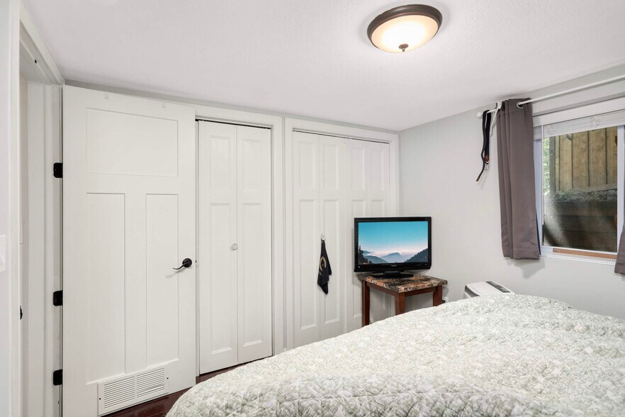 Two full closets in the primary bedroom - 14710 13th Ave N