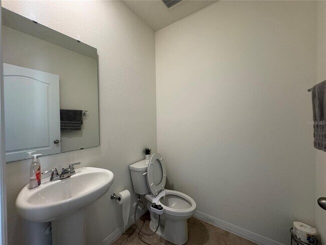 Building Photo - 3715 Botanical Wy