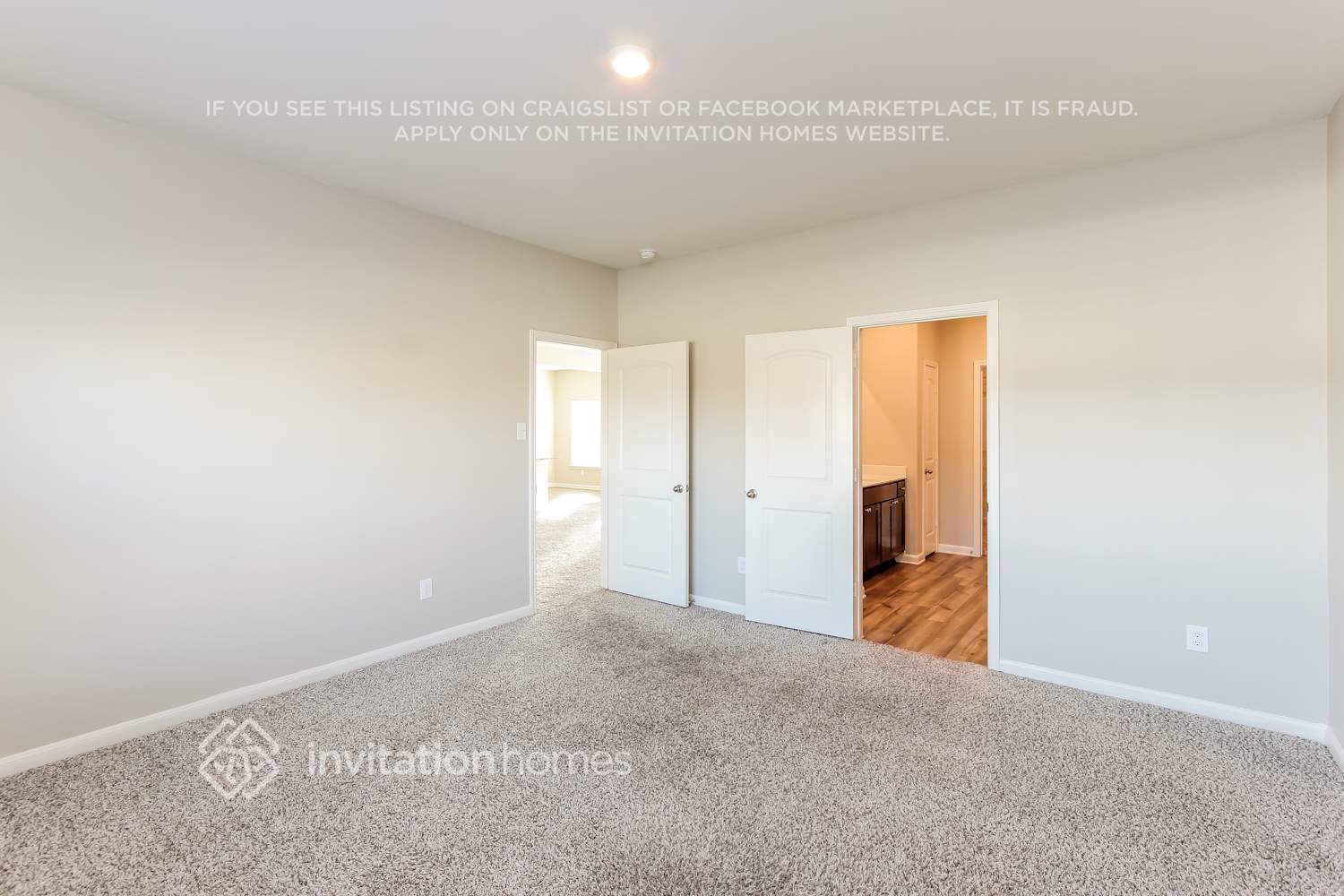 Building Photo - 3021 Chico Dr