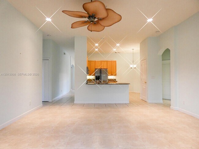 Building Photo - 10671 SW Waterway Ln