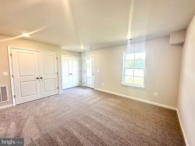 Building Photo - 104 Cooperage Rd