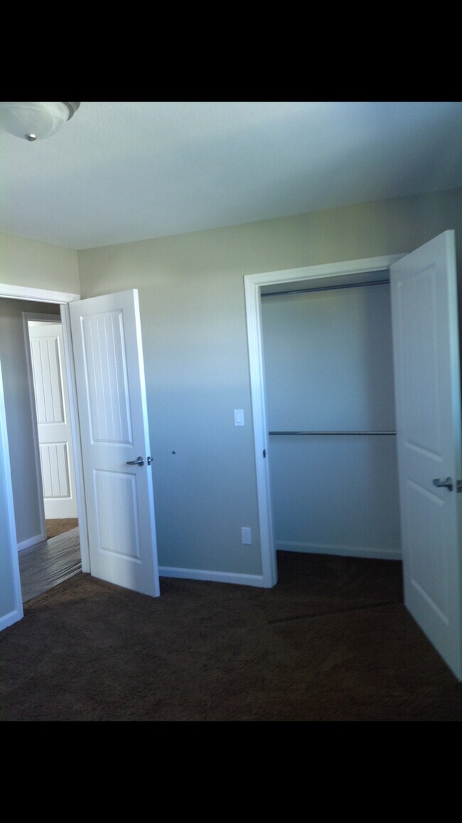 Primary Photo - 6925 Baird Ave