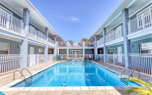 Building Photo - 1282 Beach Blvd