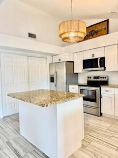 Building Photo - 512 Wideview Ave