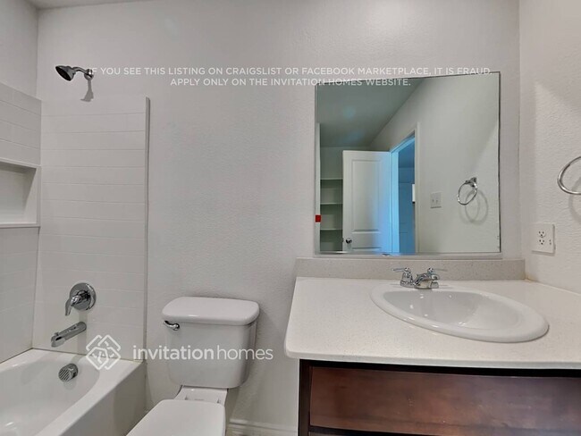 Building Photo - 3028 Wallace Wls Ct