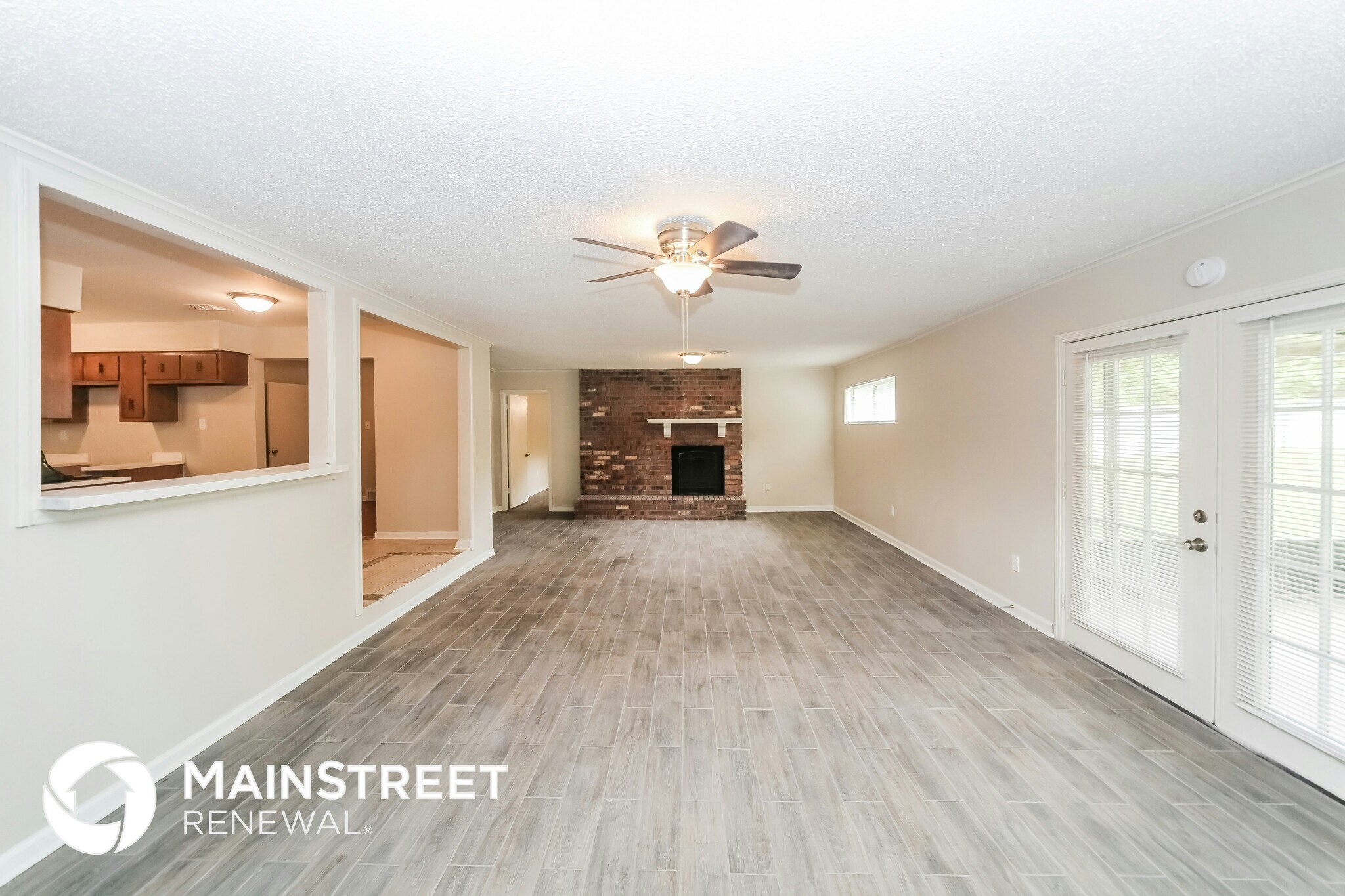 Building Photo - 3045 Beauchamp Dr