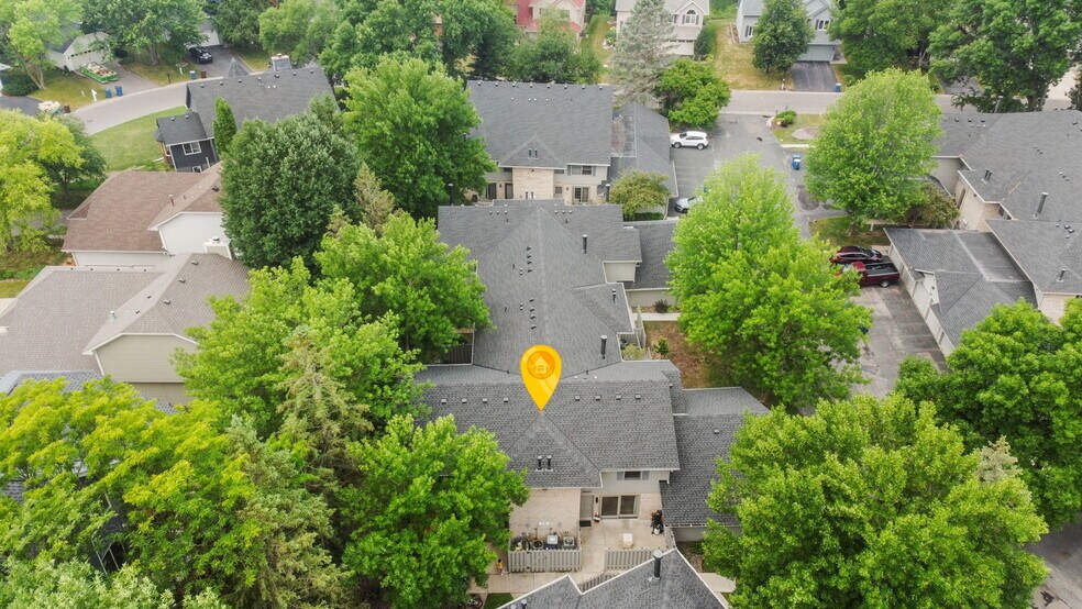 Building Photo - 18669 Clear View Ct
