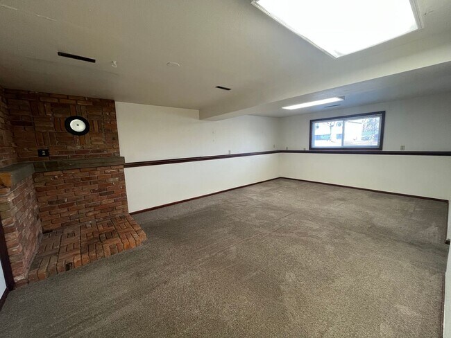 Building Photo - Cute Home in West Fort Collins