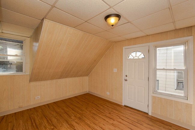 Building Photo - 2919 N Seeley Ave