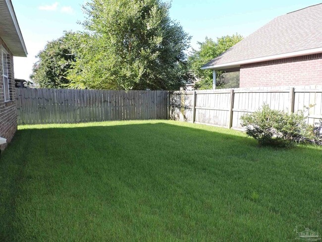 Building Photo - 4986 Vizcaya Dr