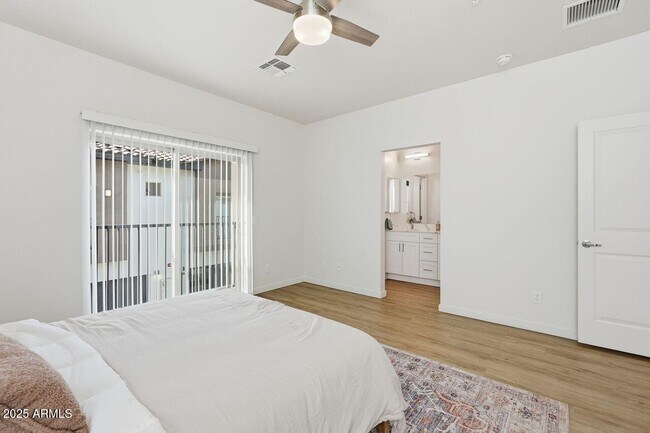 Building Photo - 7959 N 53rd Ave