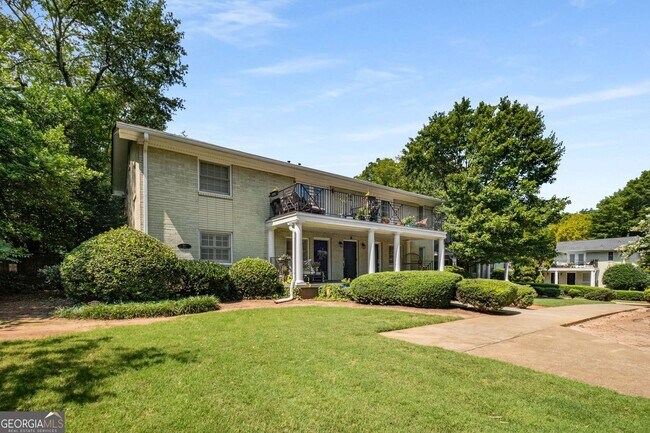 Building Photo - 866 Briarcliff Rd NE