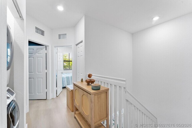 Building Photo - 3253 W 106th Terrace