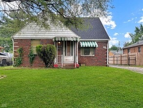 Building Photo - 3305 N Keystone Ave