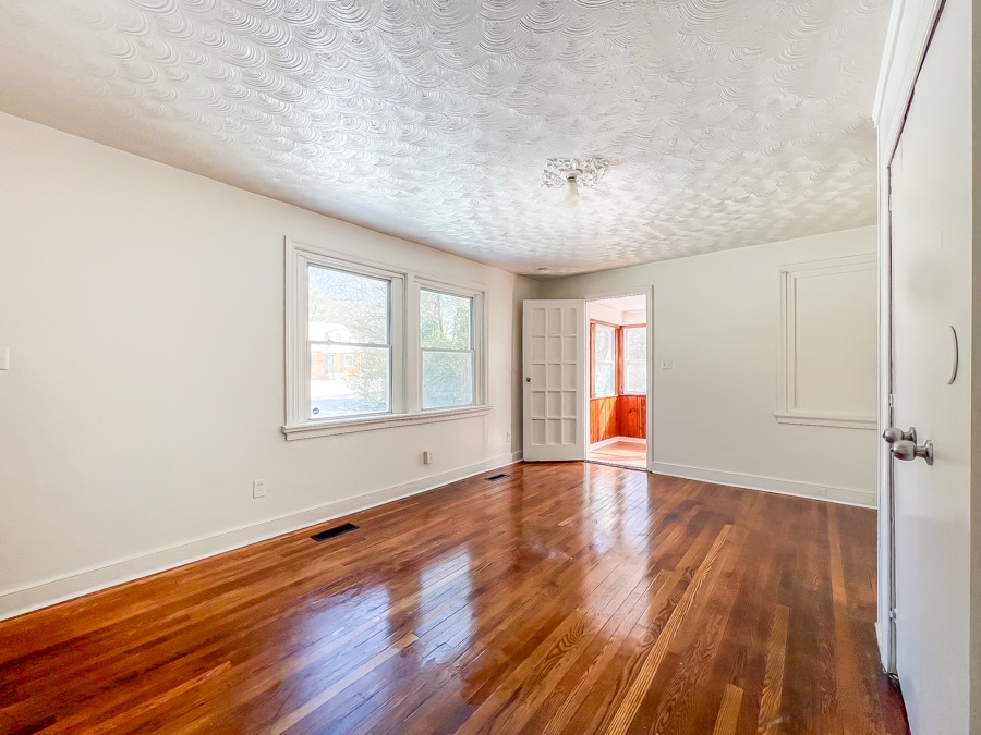 Building Photo - 1006 Greystone Ave