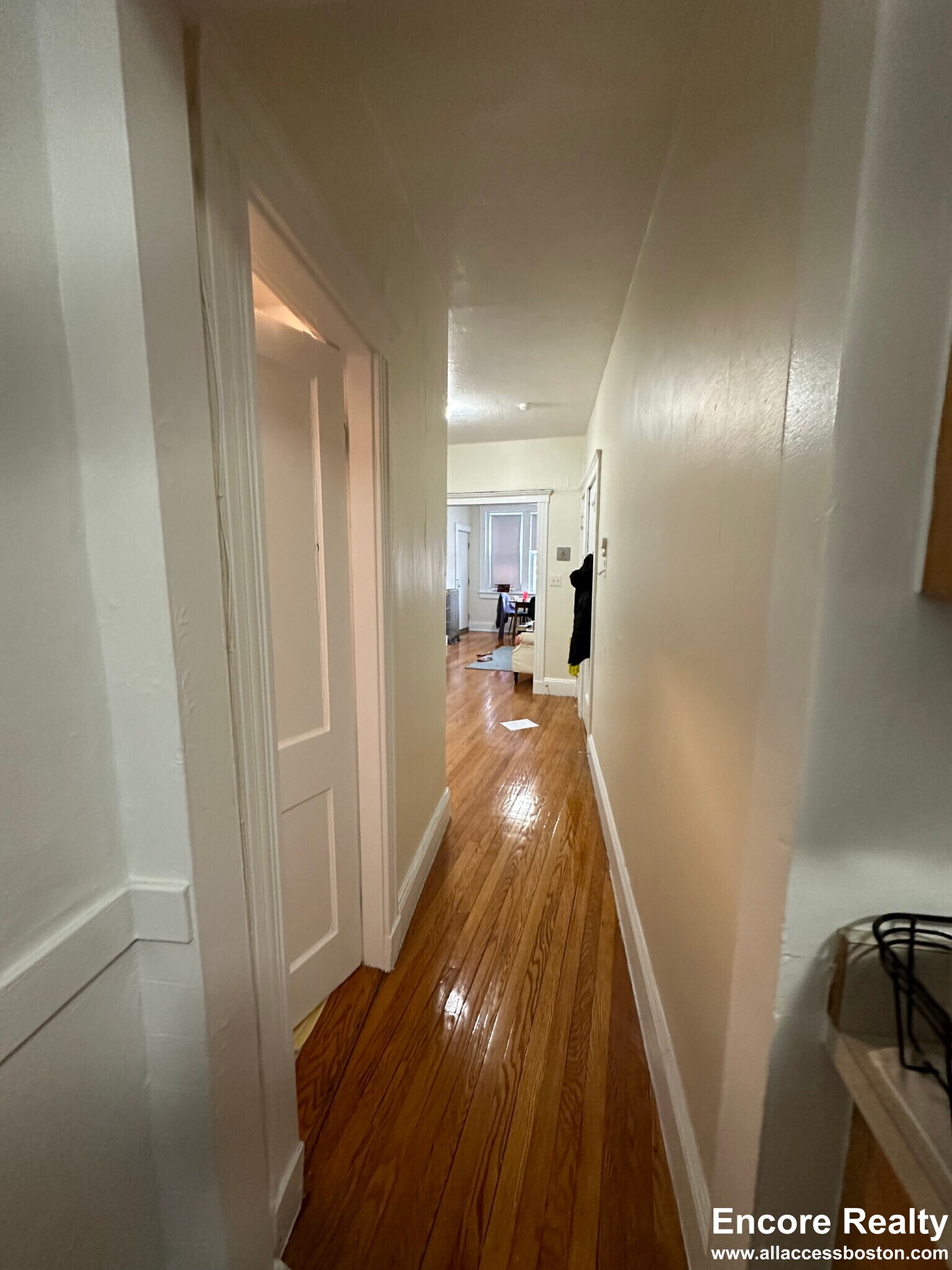 Building Photo - 127 Sutherland Rd