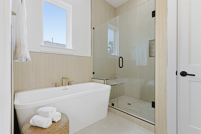 Building Photo - 8919 Laverne Shumard Ln