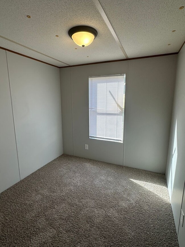 Building Photo - 359 Half Moon Rd