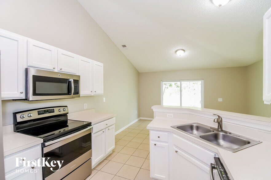 Building Photo - 3406 Talisman Drive