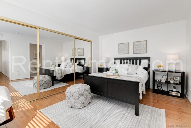 Building Photo - 11263 Avenida De Los Lobos