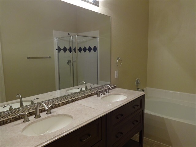 Building Photo - 4848 Carrotwood Dr