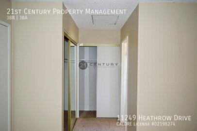 Building Photo - 11249 Heathrow Dr
