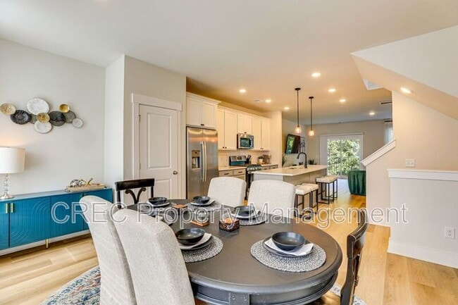 Building Photo - 1010 Pettiford Pl