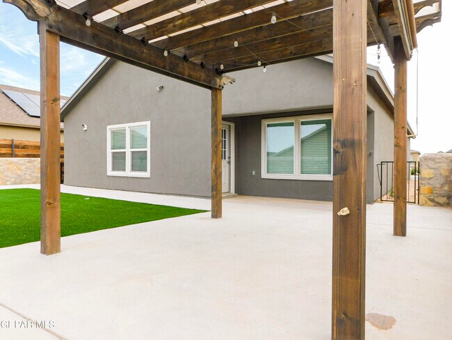 Building Photo - 13849 Sky Harbor Ave