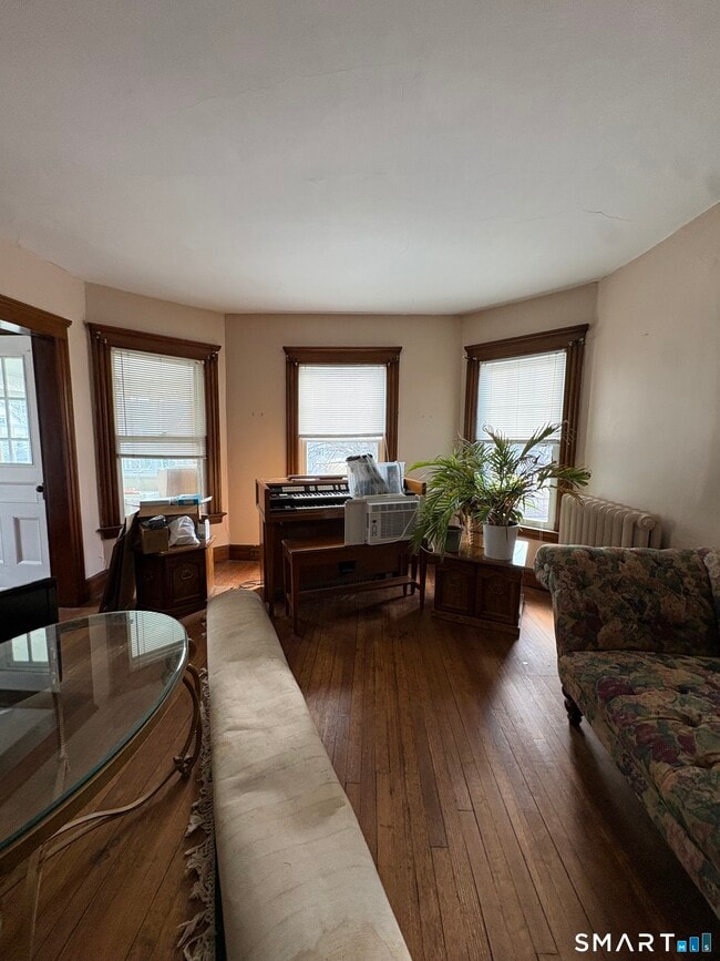 Building Photo - 211 S Whittlesey Ave