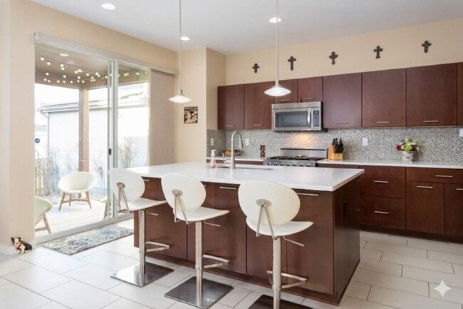 Building Photo - 9606 Dunning Cir