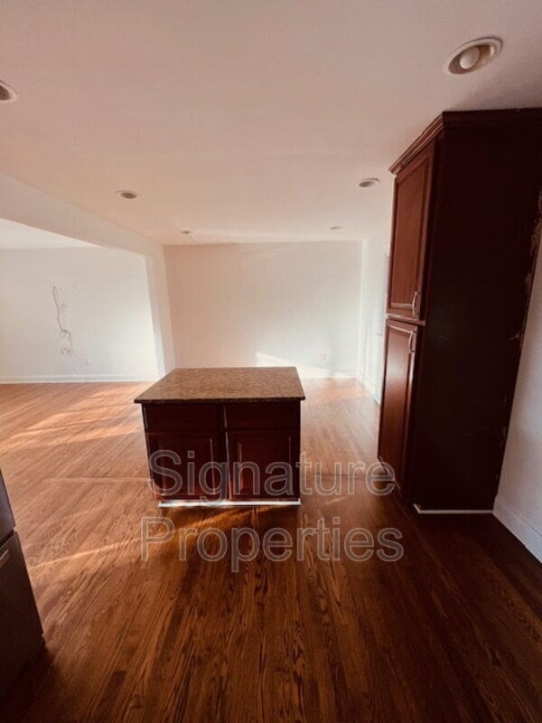 Building Photo - 936 Weaver Ave