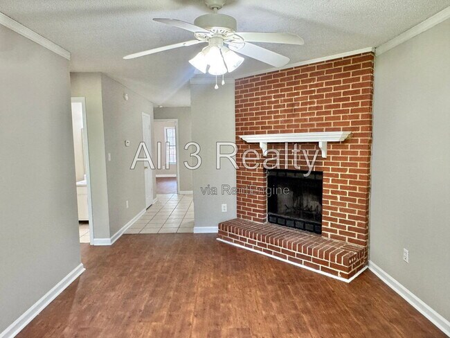 Building Photo - 116 Hargis Dr