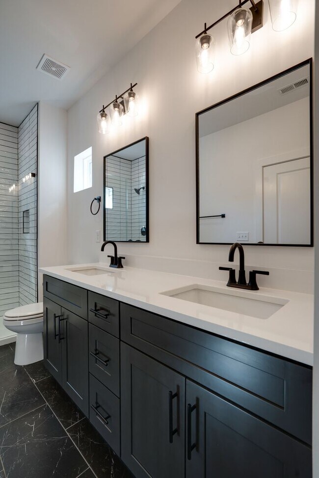 Building Photo - Madison new construction in gated community, pet friendly, 2 car garage