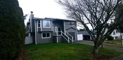 Building Photo - Beautiful 4 bedroom home in Tacoma