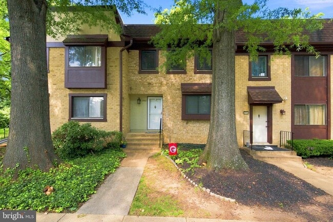 Building Photo - 2952 Jermantown Rd