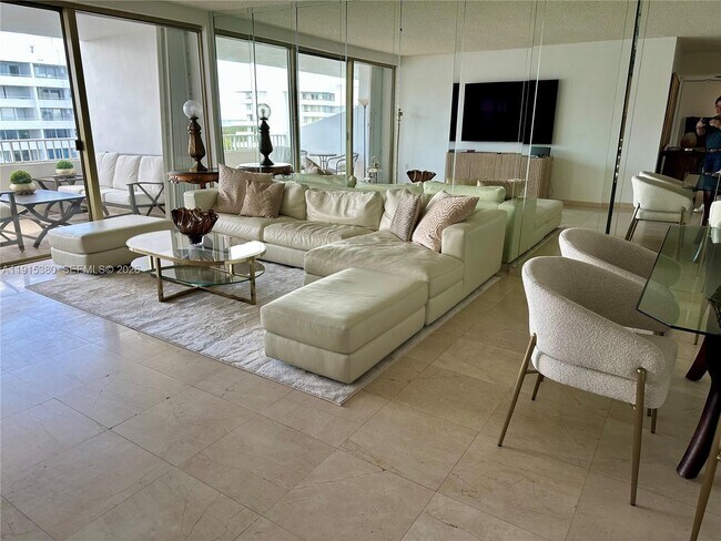 Building Photo - 199 Ocean Ln Dr