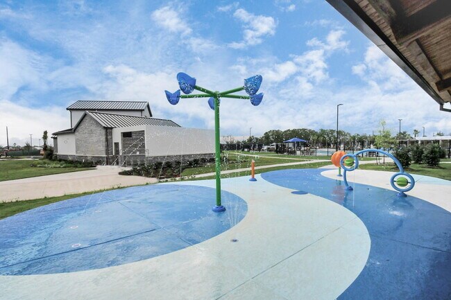 Building Photo - Malta Trace Drive, Rosharon, TX 77583 - 4 BR 2 BA single-family home