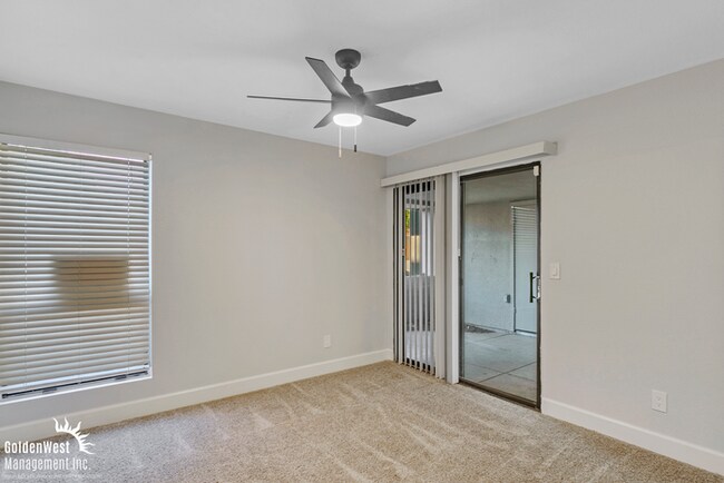 Building Photo - Updated and Spacious 2Bdm 2Ba Home in Prime North Phoenix Location!