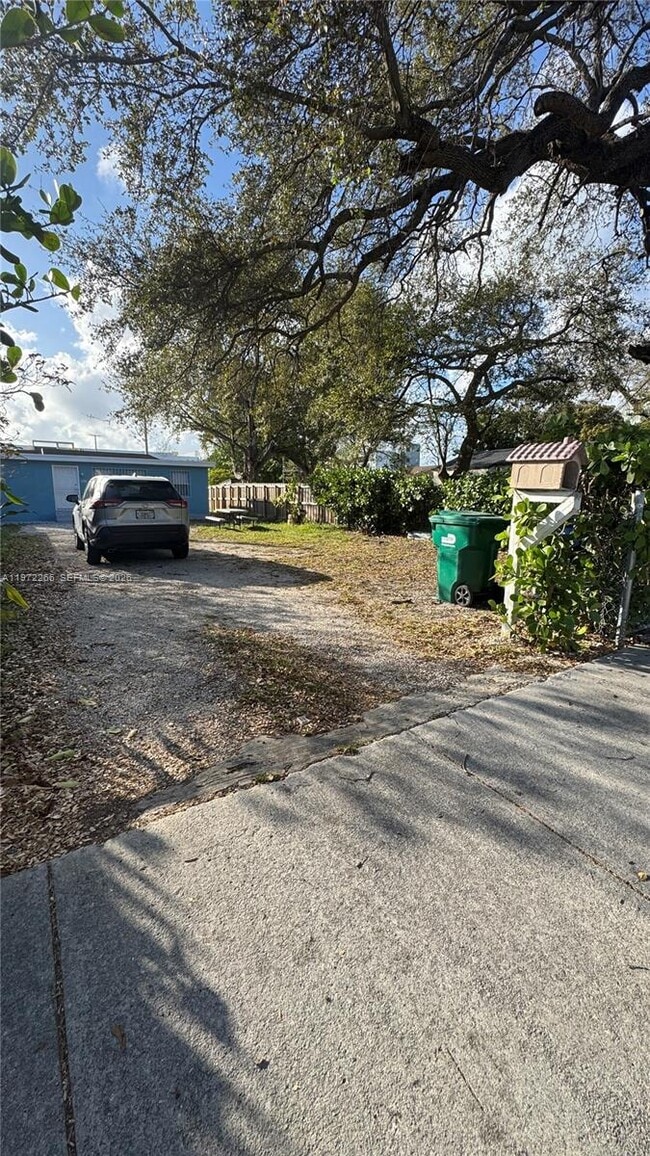 Building Photo - 5158 NW 23rd Ave