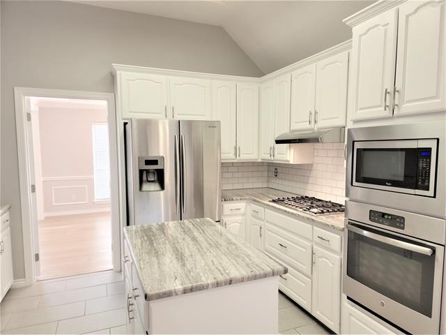 Building Photo - 7221 Valley Bend Way
