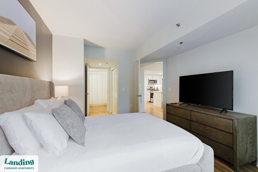 Building Photo - 1221 S Eads St