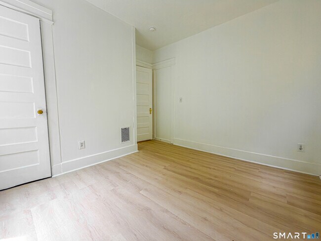 Building Photo - 445 Dixwell Ave