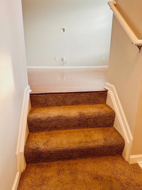 Building Photo - 863 Barclay Cir