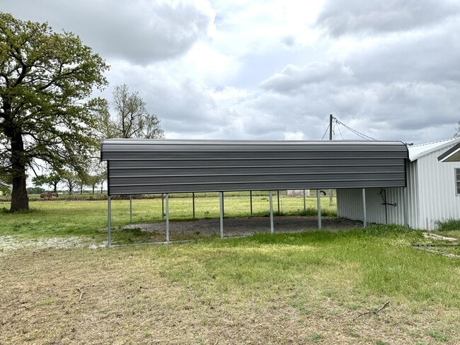 Building Photo - 52 Landmark Rd