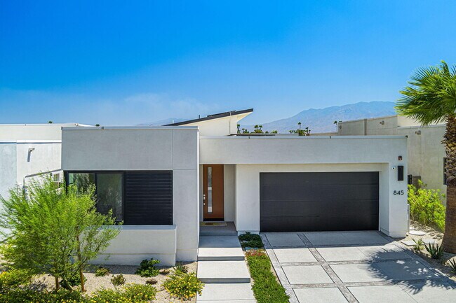 Building Photo - 845 Nugget Ln